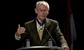 President Van Rompuy receives the "Collier du Mérite Européen" Award, Luxembourg, 25 November 2010 - President of the European Council