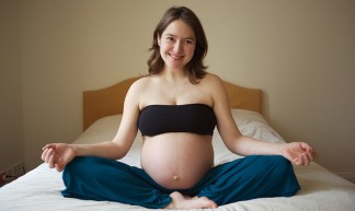 Pregnant Lotus Smile - Bettina Neuefeind