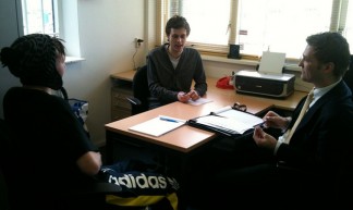 Jongeren oefenen zelf met het sollicitatiegesprek en observeren #NLDOET - jborsboom