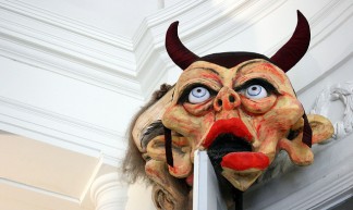 Puppets #13 Political Satire - Luc De Leeuw