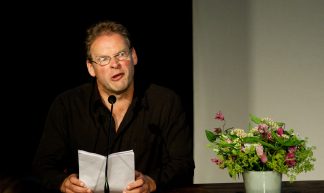 Erik van Muiswinkel als 'Drs. Hans Janmaat' - Kennisland