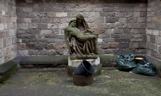 Pieta - glasseyes view