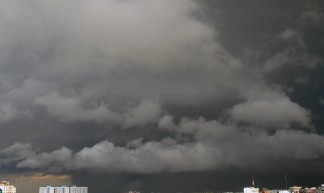 Rain clouds - Wan Petchroon