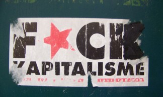Fuck Kapitalisme - Julio Costa