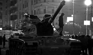 the 5th tank came to Morsi's Presidential palace round - Moud Barthez