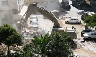 Caterpillar Excavator destroys homes #4 - michael loadenthal