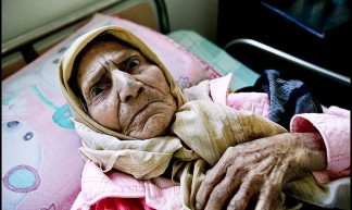 zoriah_gaza_palestine_israel_palestinians_arab_muslim_medical_crisis_hospital_doctor_supplies_05-09-06-FD9T8888ci - Zoriah