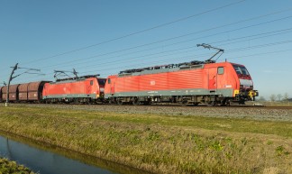 Dubbeltractie BR 189 037-5 en 189 041-7 DB AG - Betuwelijn - Ertstrein op weg naar Dillingen - Frans Berkelaar