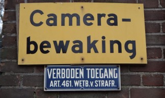 Camera-bewaking / VERBODEN TOEGANG - Nick Sherman