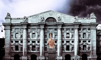 Palazzo Mezzanotte. Piazza Affari, Milano. Borsa Italiana. Stock Exchange in Milan, Italy. Dito medio di Cattelan. - Paolo Margari