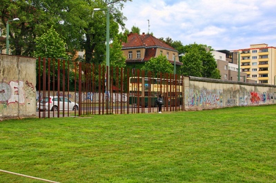 cc Flickr Alain Rouiller photostream Berlin - le mur à la Bernauerstrasse 50