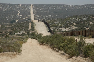 cc Flickr qbac07 photostream Mexico US border near Campo, California