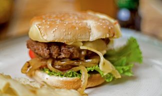 burger hungry - Bernal Saborio
