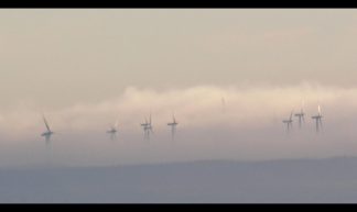Giants in the mist - Duncan McNeil