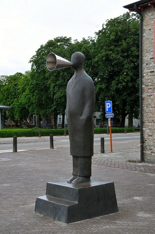 cc-Flickr-FaceMePLS-photostream-Kunst-Voorstraat-Kaprijke-315x475.jpg