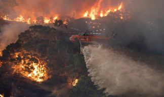 APTOPIX Australia Wildfires - Ninian Reid