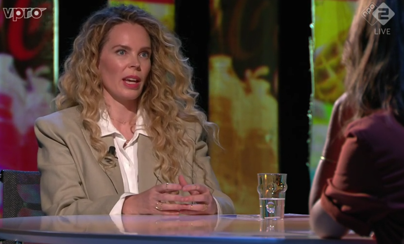 Recensie Zomergasten met Roxane van Iperen - Sargasso